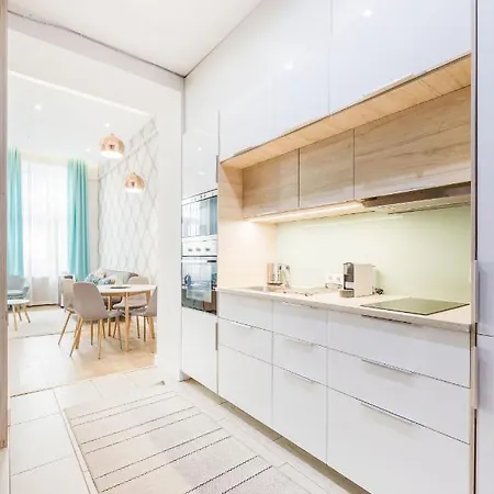 Designer In The Heart Of Apartment Budapest